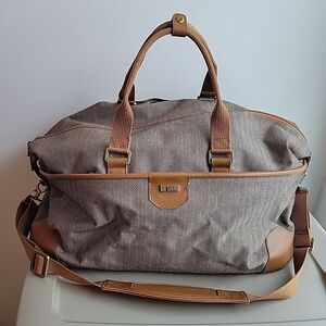 Elegant Brown and Tan Duffel Bag